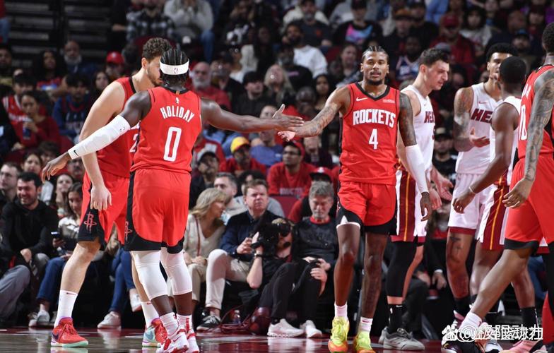 火箭队最新战况