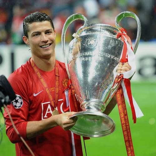 c罗会继续在曼联做队长吗