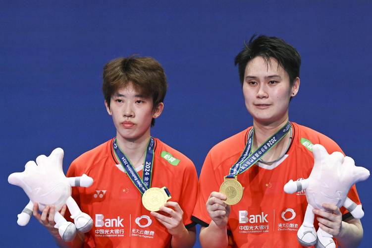 澳洲羽毛球华人女子