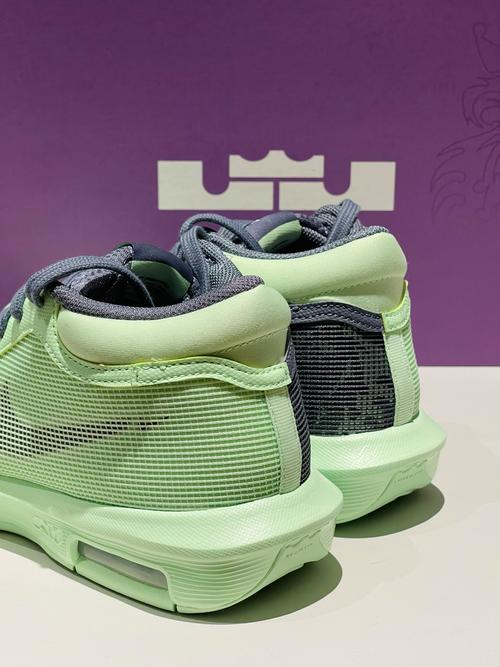 詹姆斯系列哪一款最好看