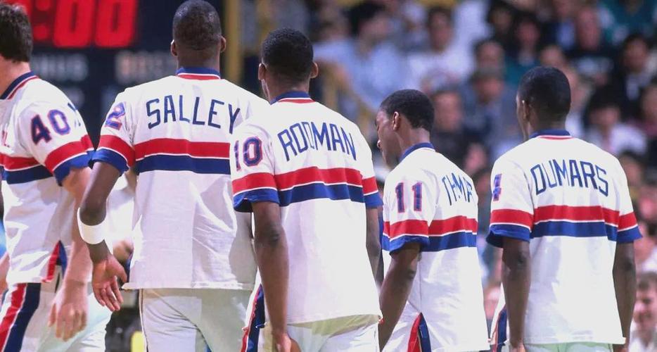 活塞vs公牛乔丹