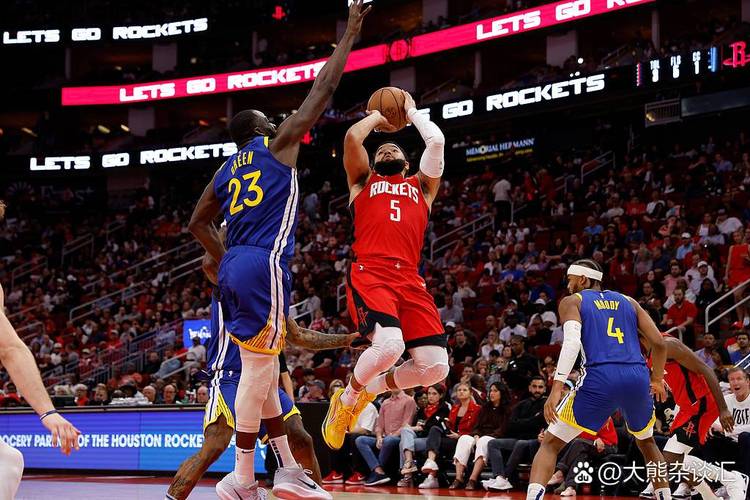 夏季联赛活塞对火箭