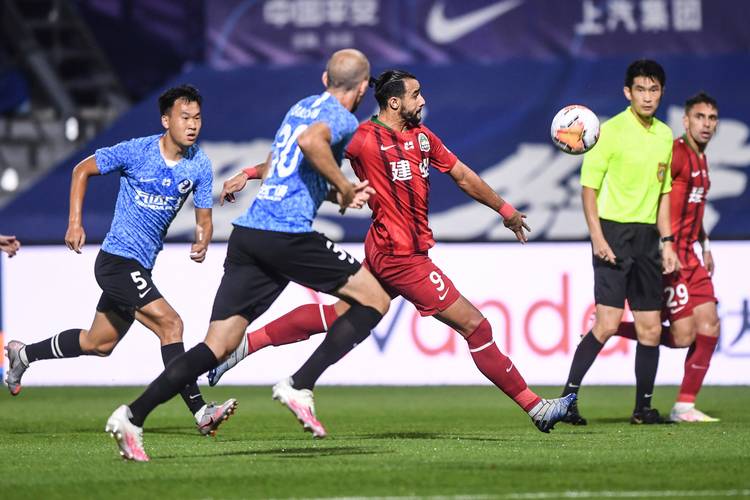 中超大连人今天比赛结果