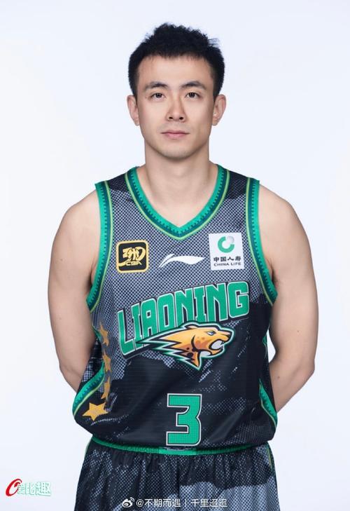 赵继伟在国家队的时候是几号