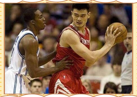 霍华德和姚明谁的成就高