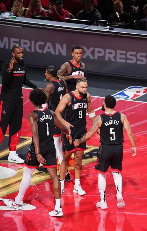 马刺对火箭2016至2017