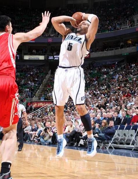 卡洛斯布泽尔生涯