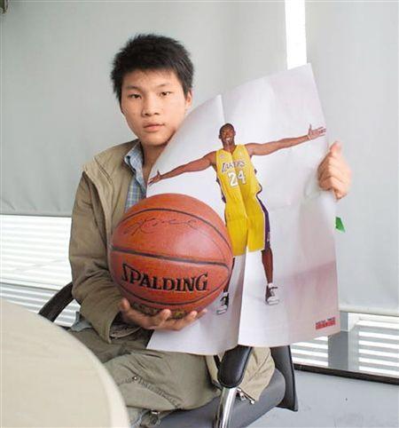 科比在汶川大地震的时候捐了多少元