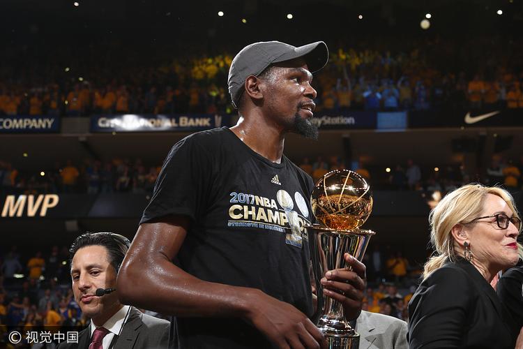 杜兰特几个总冠军奖杯都是什么