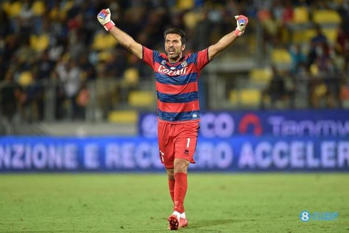 布冯年薪最高多少钱一个月