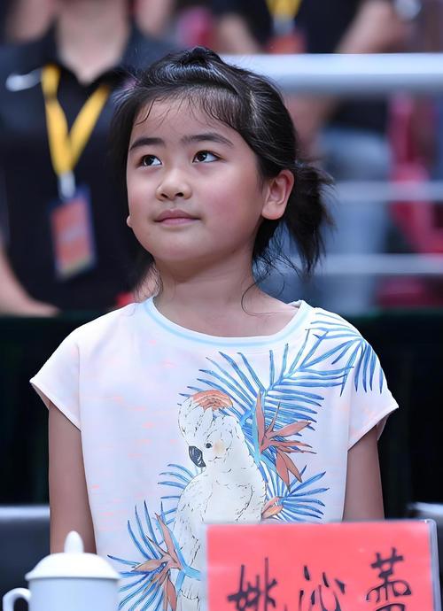 姚明的女孩现在几岁?身高几厘米?