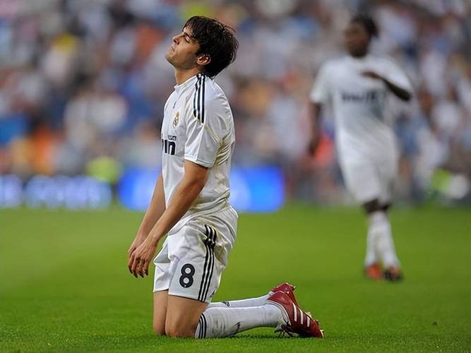 卡卡为什么火了