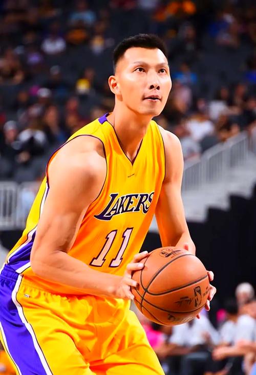 易建联小牛总冠军是哪一年