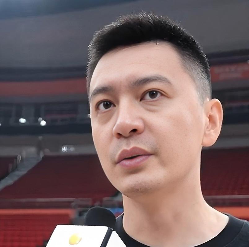 杨鸣cba生涯数据