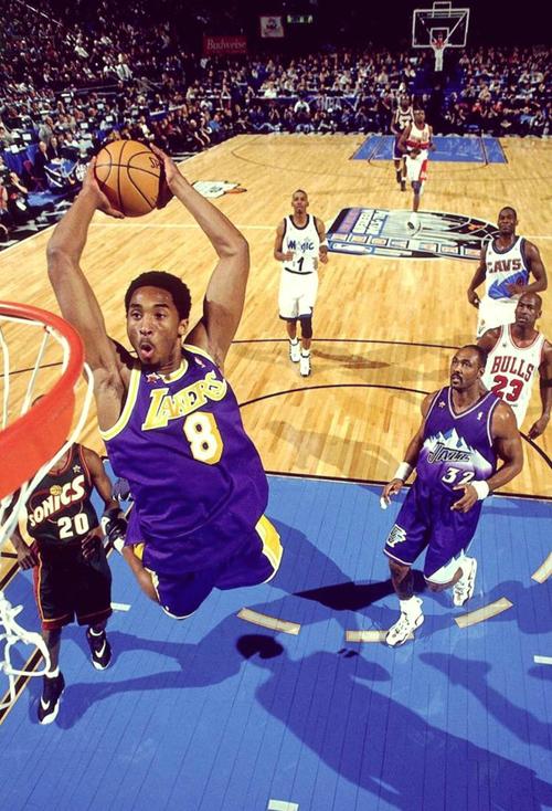 科比职业生涯精彩瞬间