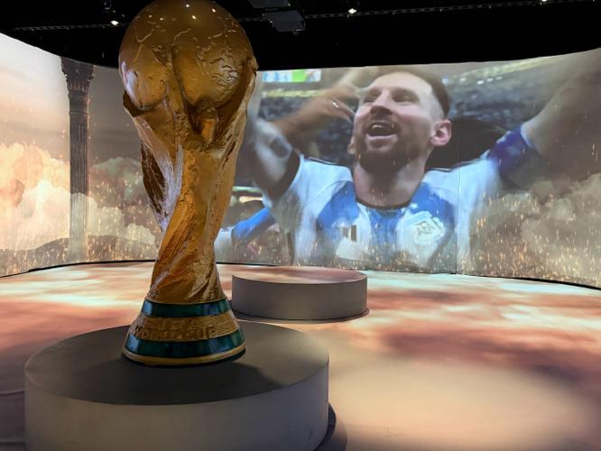 如何才能见到梅西本人呢