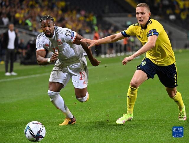 西班牙和瑞典谁开球