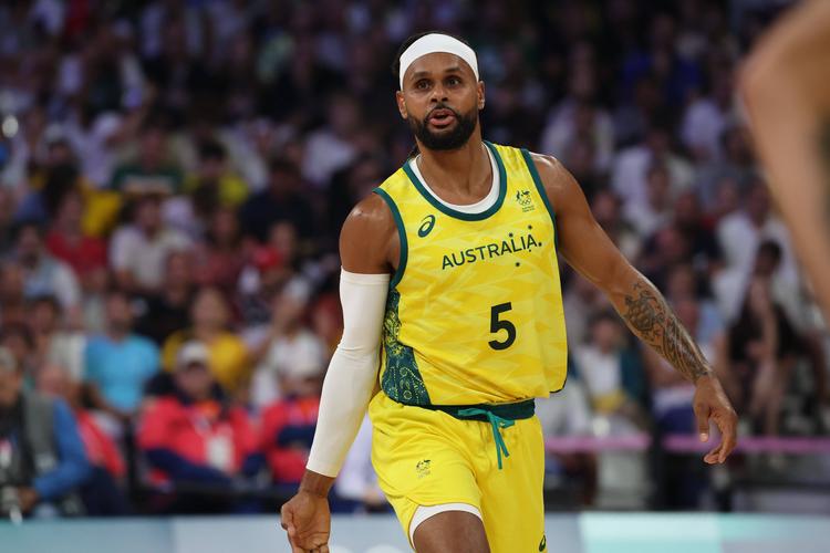 澳大利亚男篮米尔斯身高