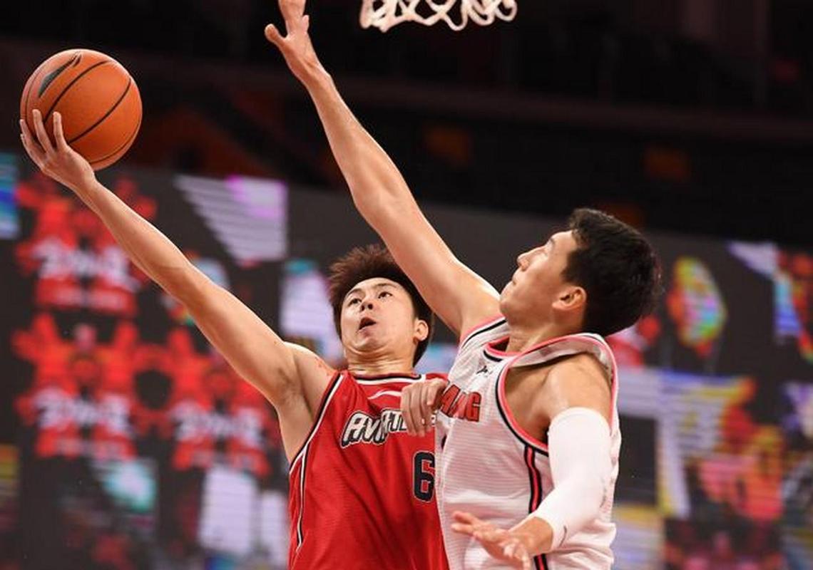 12强赛赛会制：球场上的江湖大会，谁主沉浮？