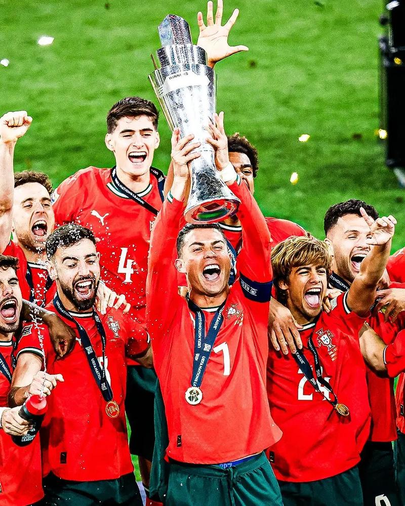 2021欧冠球队大阅兵：谁将是最后的王者？