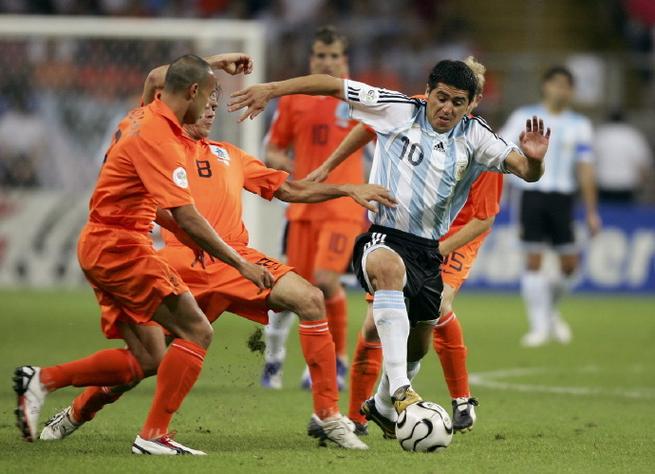 2006年世界杯，小组风云再起！盘点那些激情四溢的对手